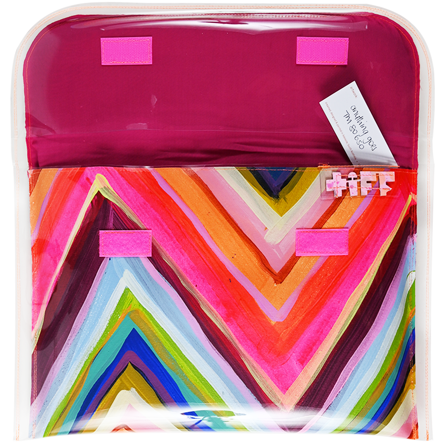 anything goes | laptop 15" - Tiff Manuell