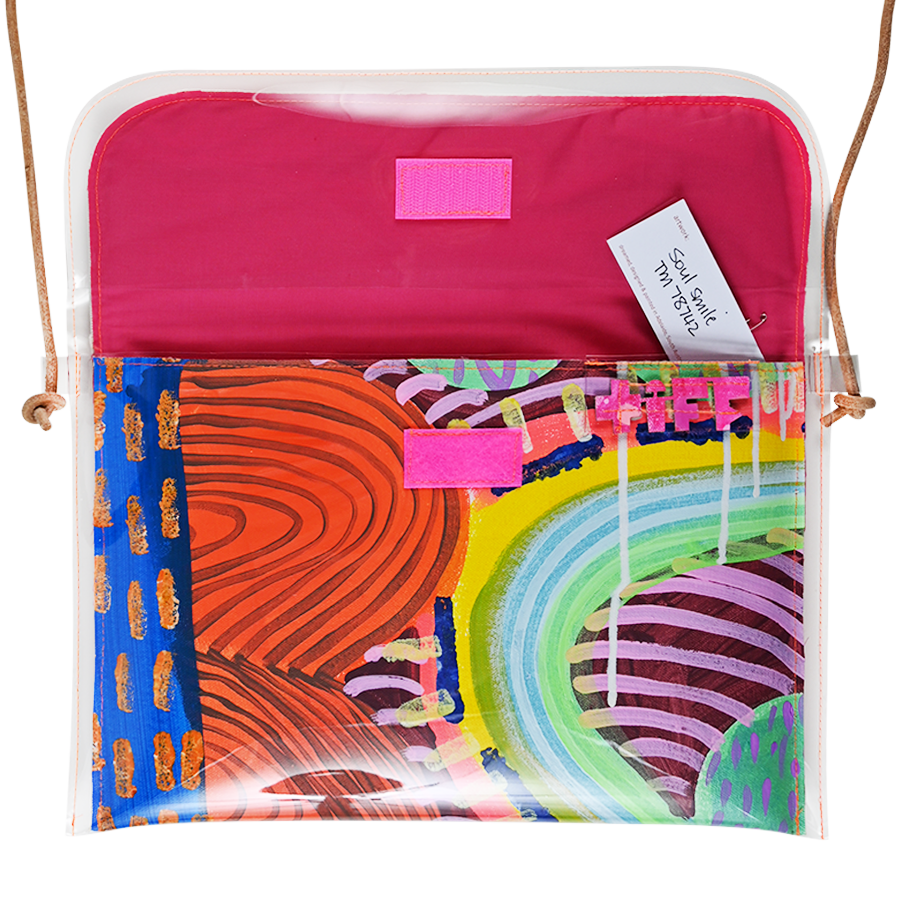 soul smile | large handbag - Tiff Manuell