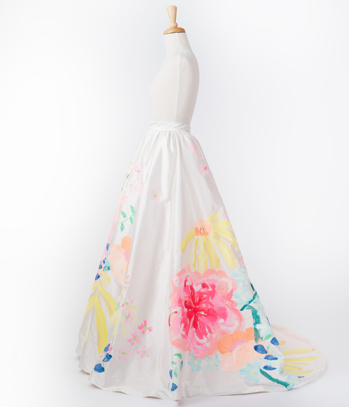 Dahlia Skirt With Sweep | Size 6 - Tiff Manuell