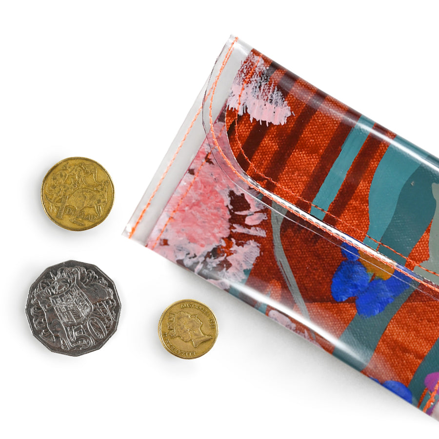feels like home | coin purse - Tiff Manuell