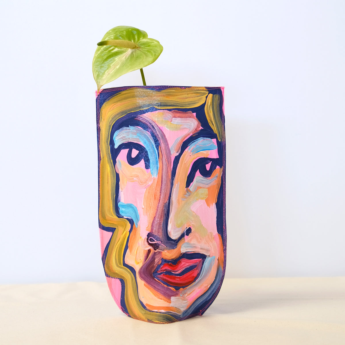 Beatrice | Art Vase