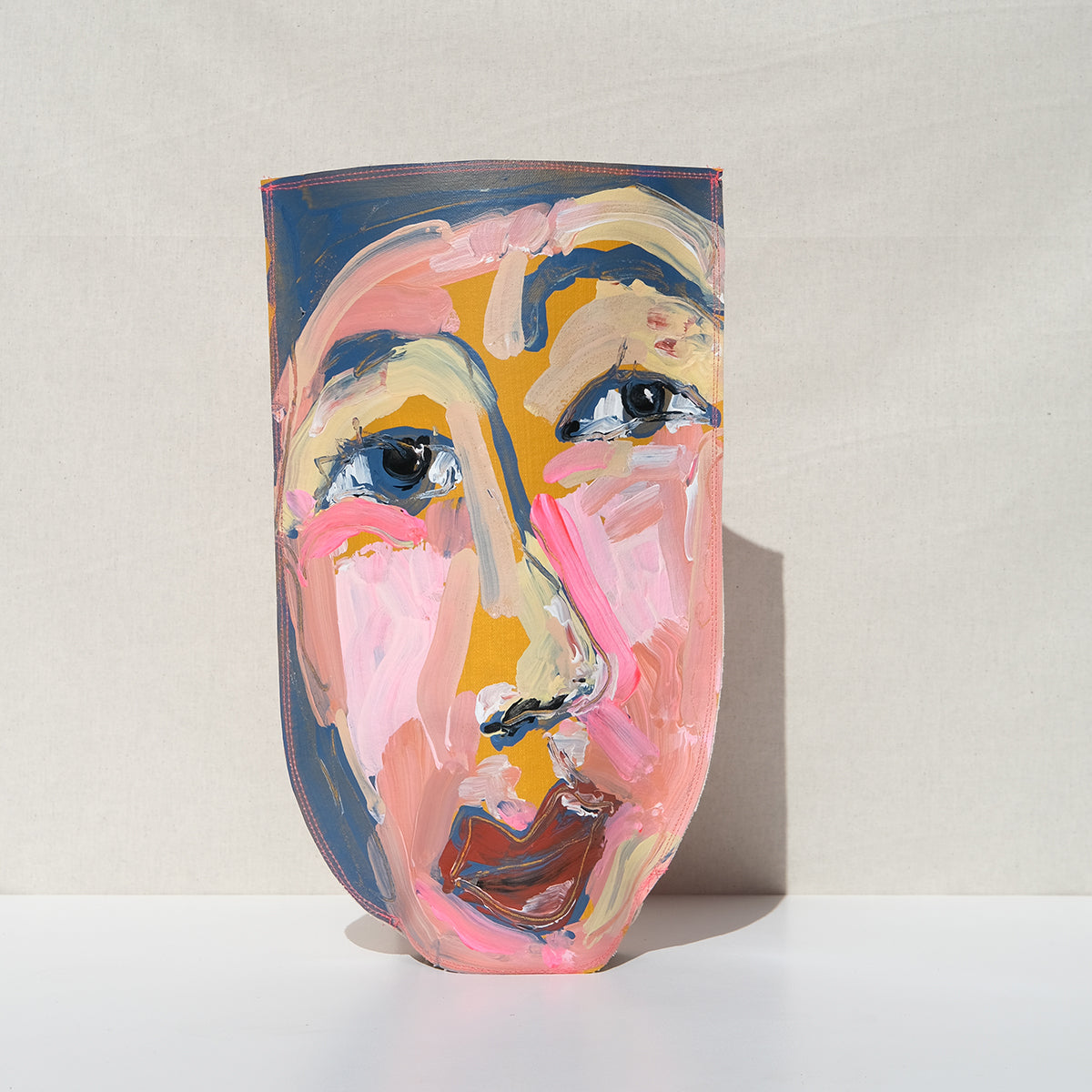 Margot | Art Vase - Tiff Manuell