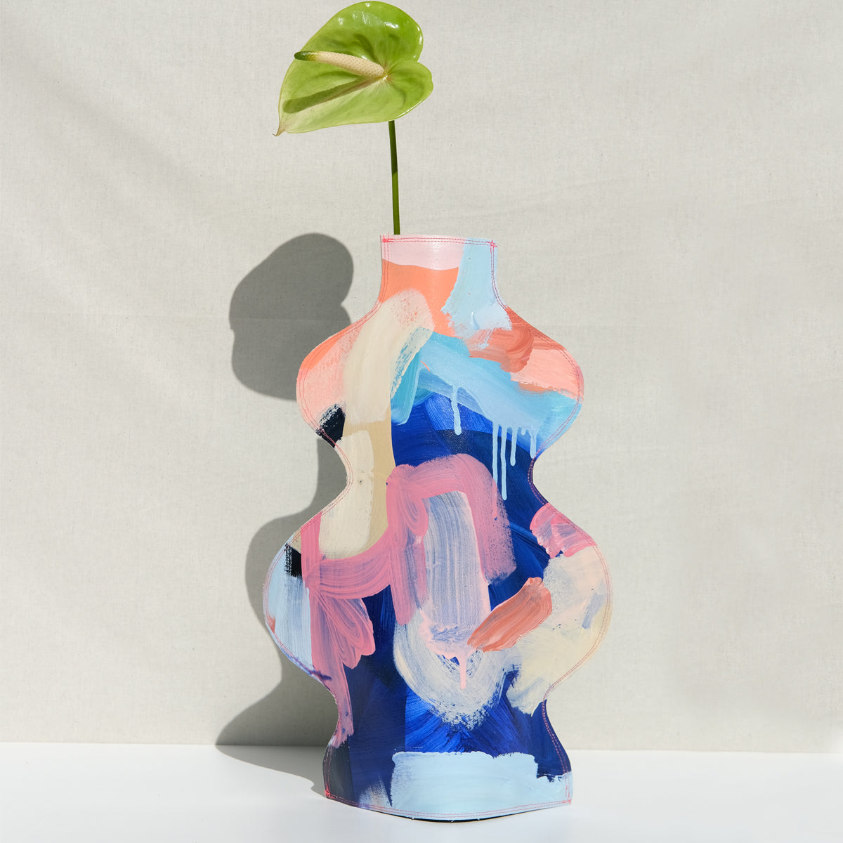 Wynn | Art Vase - Tiff Manuell