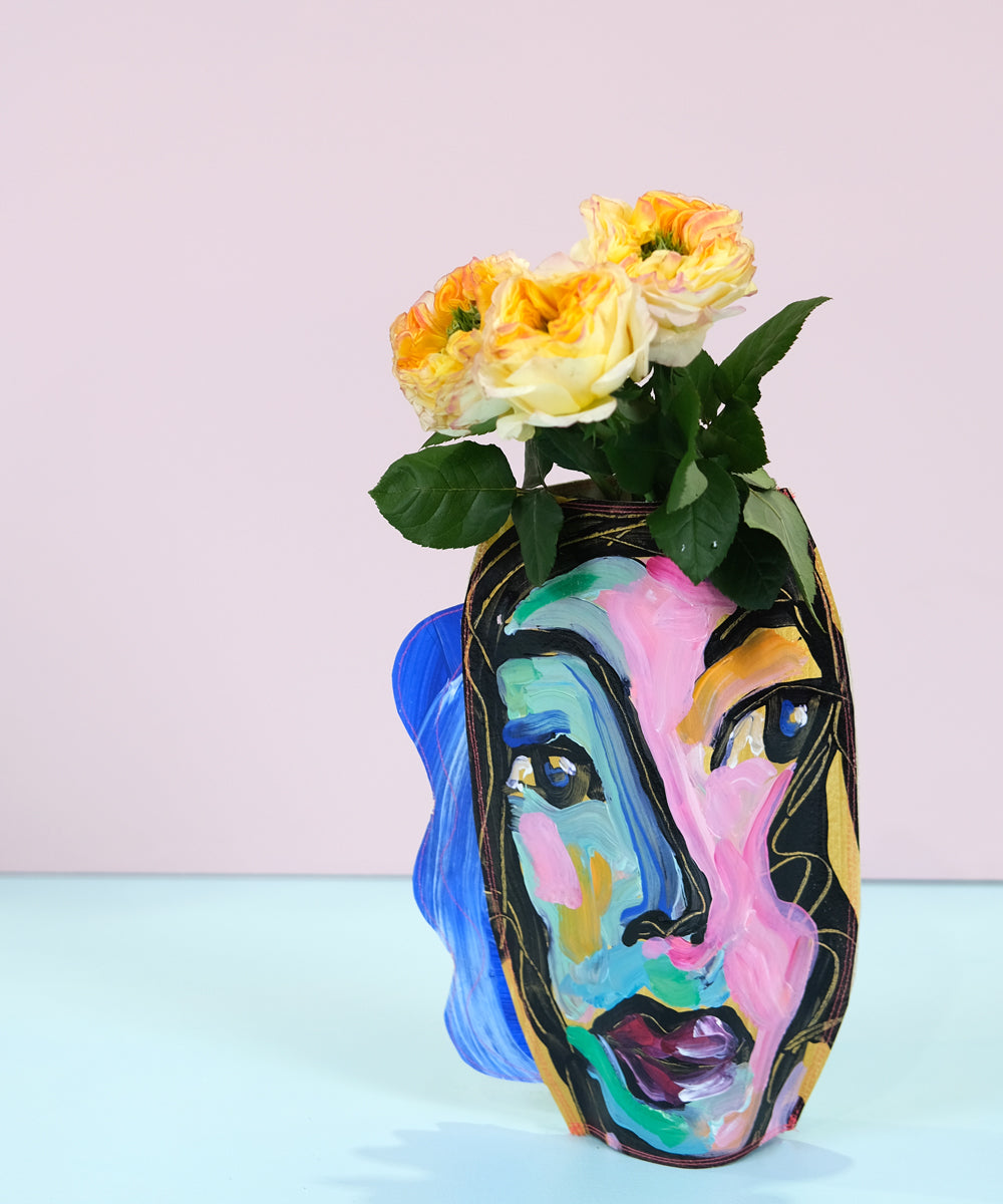 Carrie | Art Vase