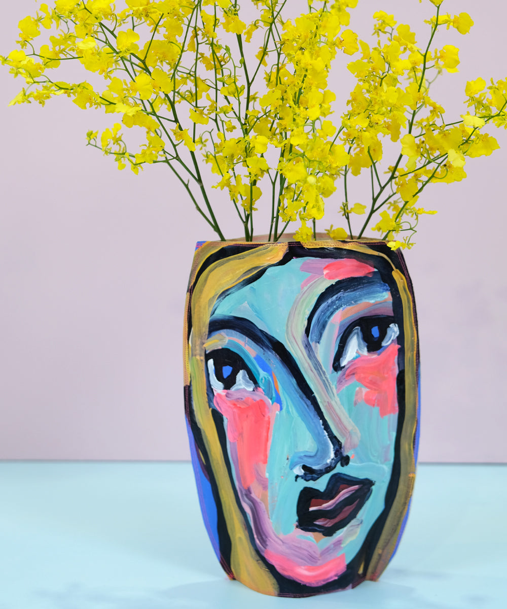 Mina | Art Vase